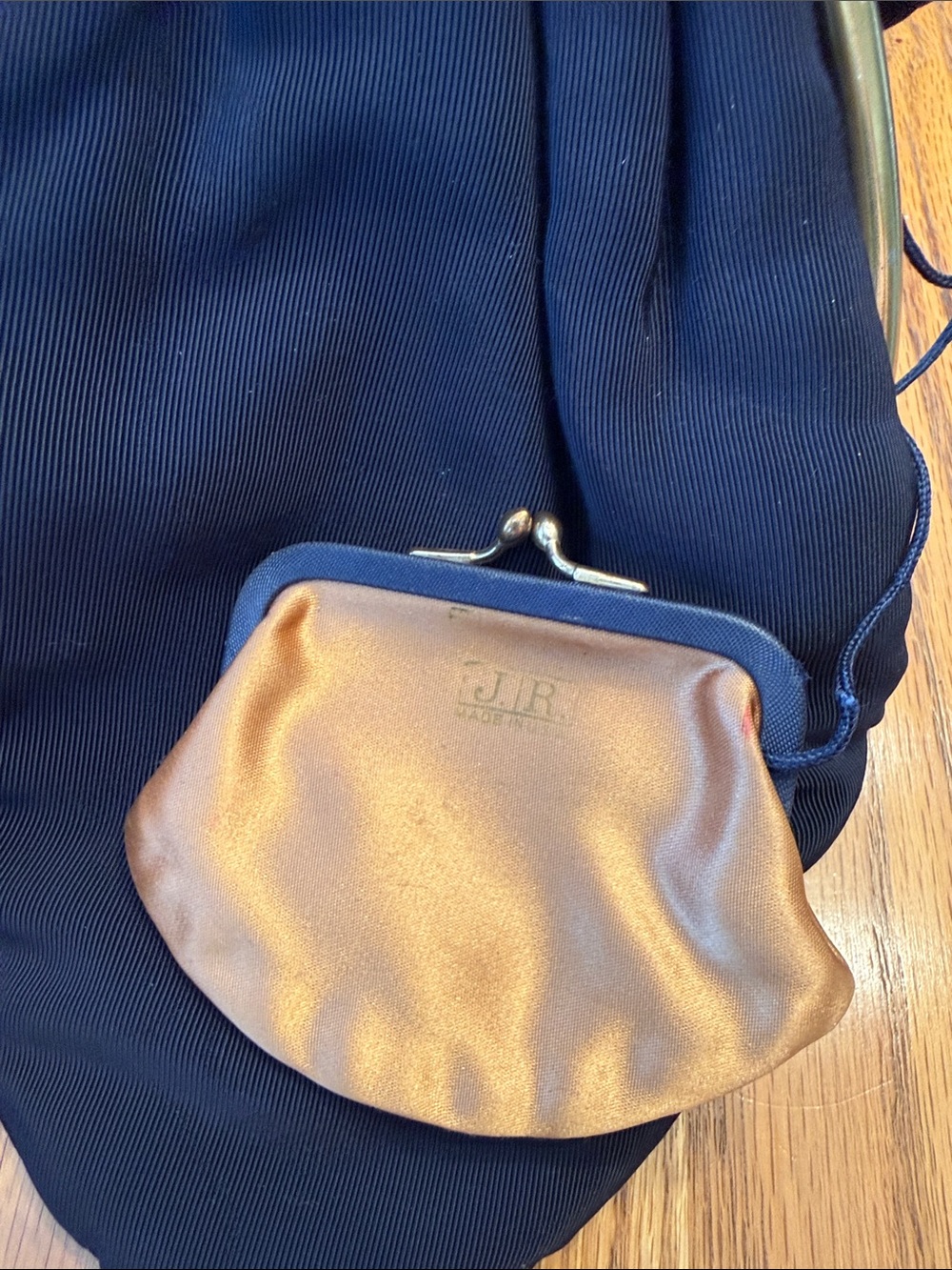 Vintage Navy Evening Frame Bag handbag purse with Gold Trim & clasp. - Picture 9 of 9